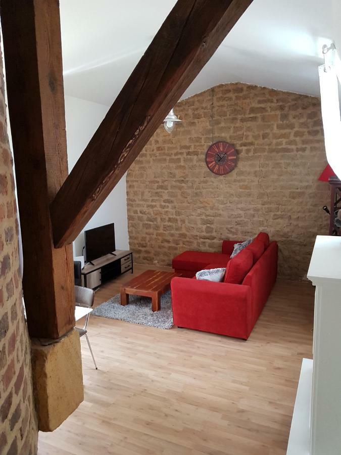 Appartement Atypique - 2 Chambres - Rue Calme Dans Centre Ville Седан Екстериор снимка