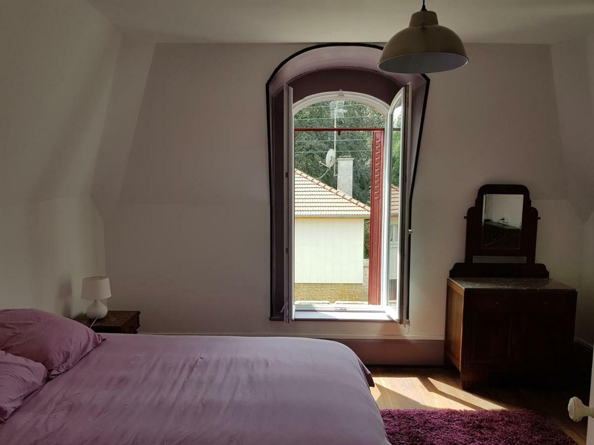 Appartement Atypique - 2 Chambres - Rue Calme Dans Centre Ville Седан Екстериор снимка